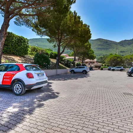 Locazione Turistica Cala Rossa-1 *
